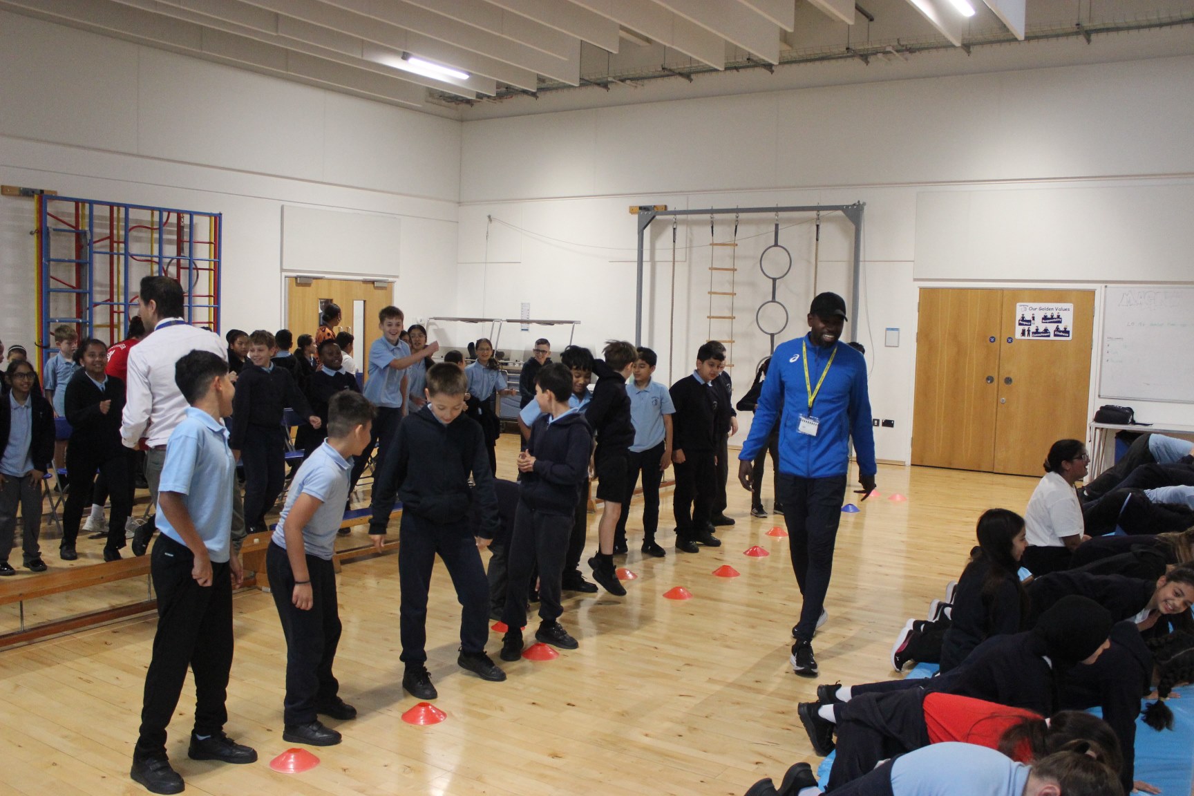Fred Afrifa doing a workshop with Year 6 children