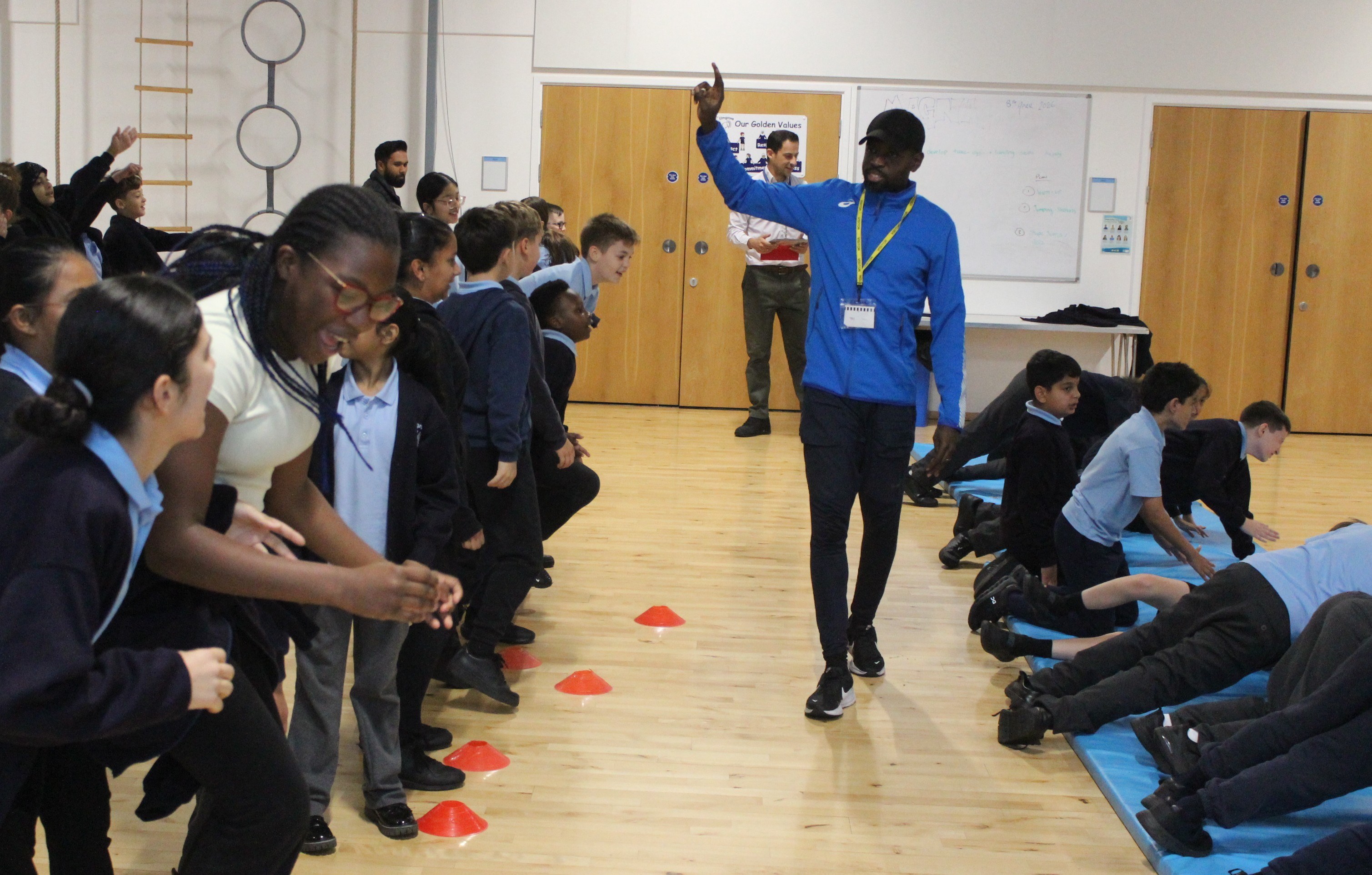 Fred Afrifa doing a workshop with Year 6 children