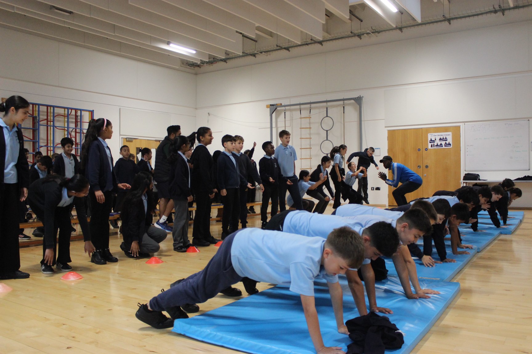 Fred Afrifa doing a workshop with Year 6 children