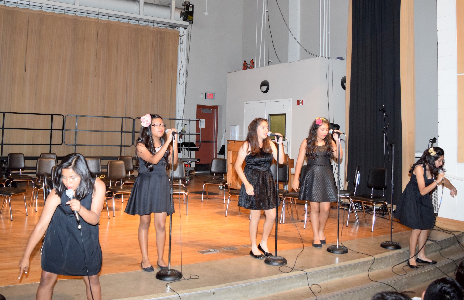 DSC_0301.JPG
 (Moderate)